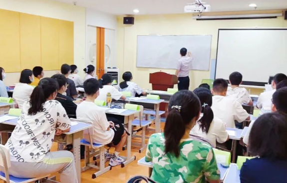 艺考文化课机构哪家好