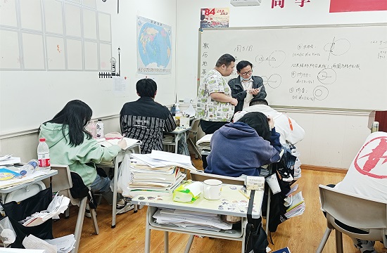 高考文化课培训学校