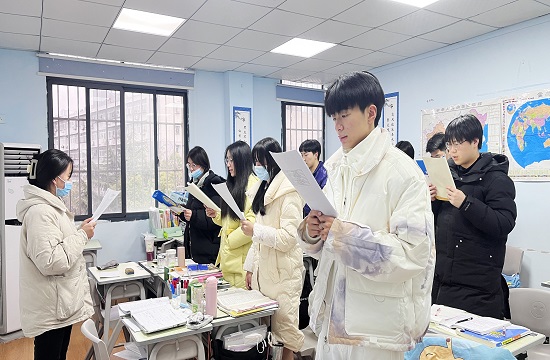 高考文化课培训学校