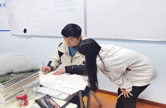 武汉前程教育艺考文化课培训学校